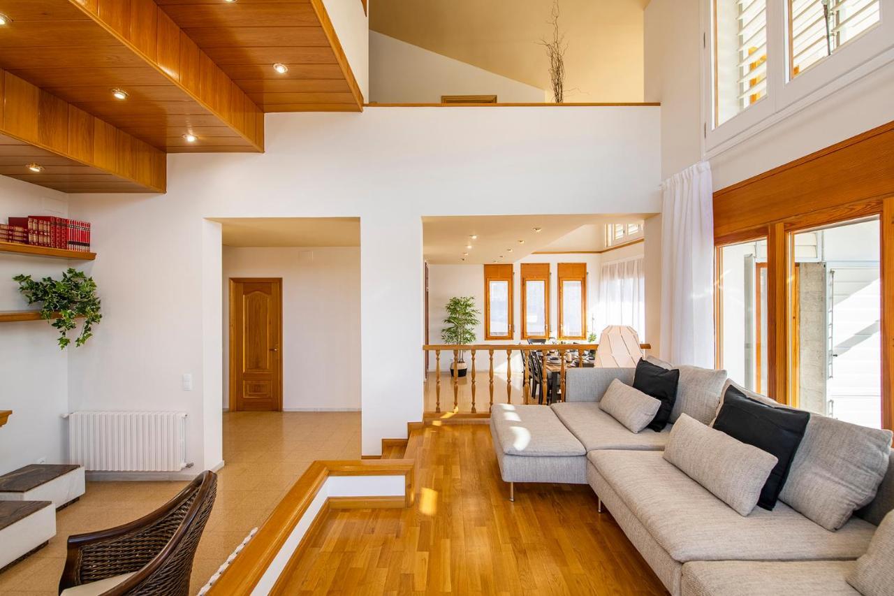 Casa Mirestany- Wonderful House With Amazing Views Villa Banyoles Exteriör bild
