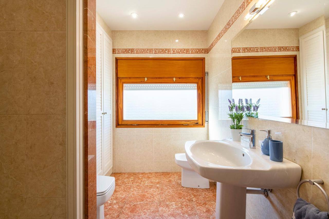 Casa Mirestany- Wonderful House With Amazing Views Villa Banyoles Exteriör bild